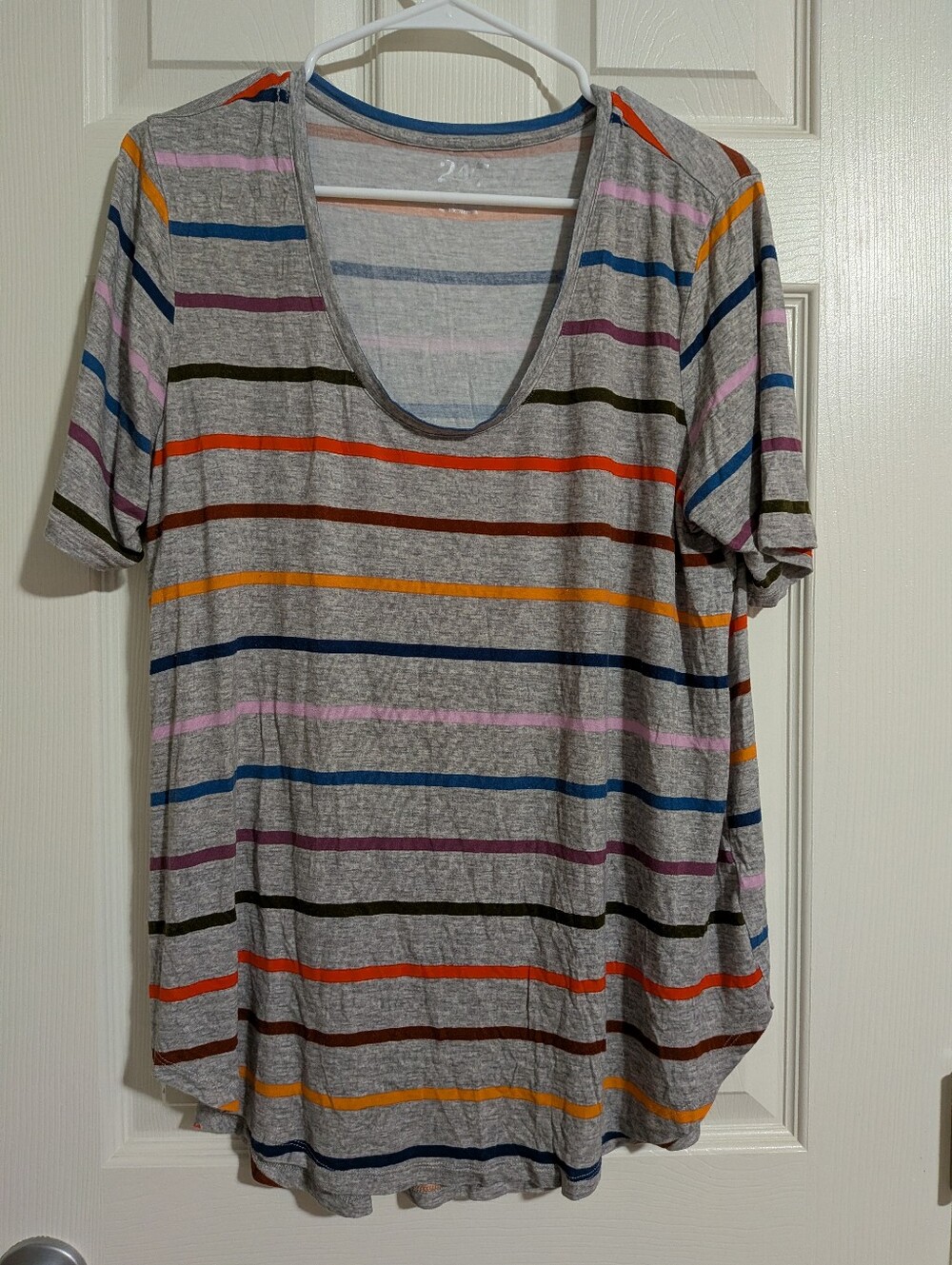 Maurices XL Multi Stripe Gray Short Sleeve Top
